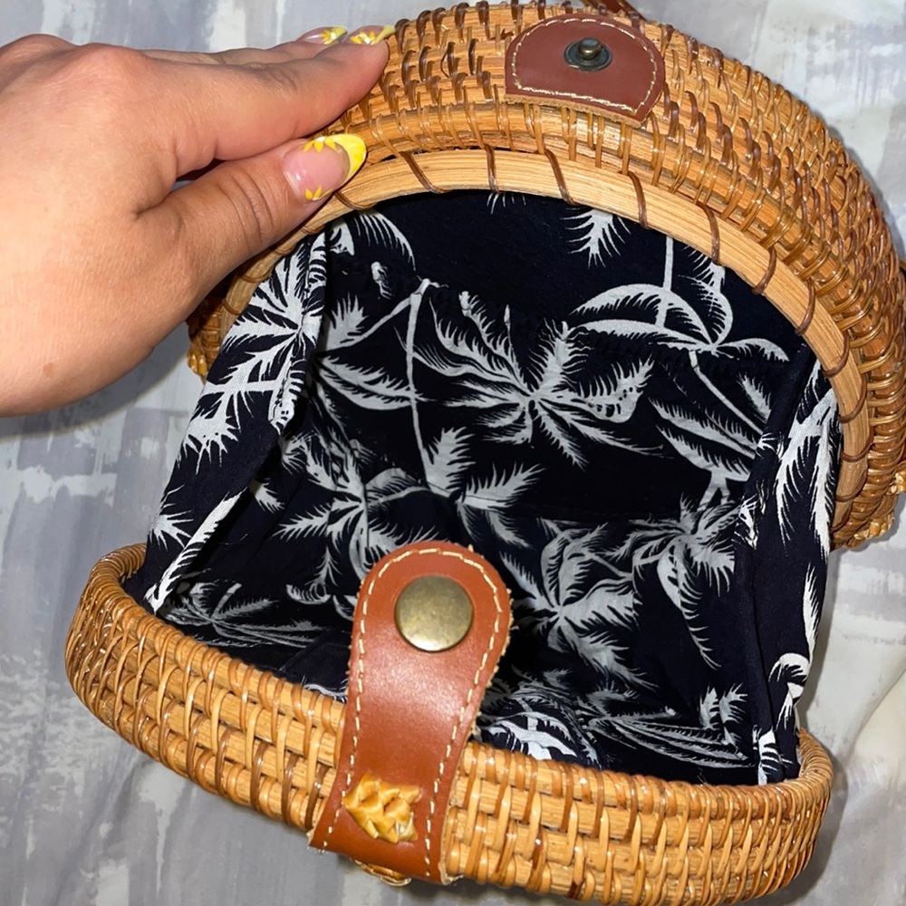 Round Rattan Bag - Picture 2 of 2